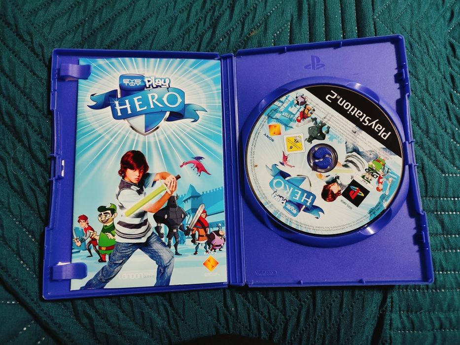 Sprzedam grę na konsole PS2 EYE TOY Play HERO wersja pudełkowa okazja