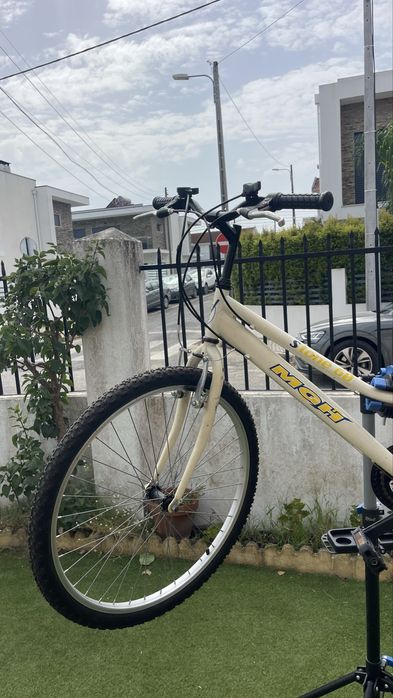 Bicicleta Pasteleira em bom estado