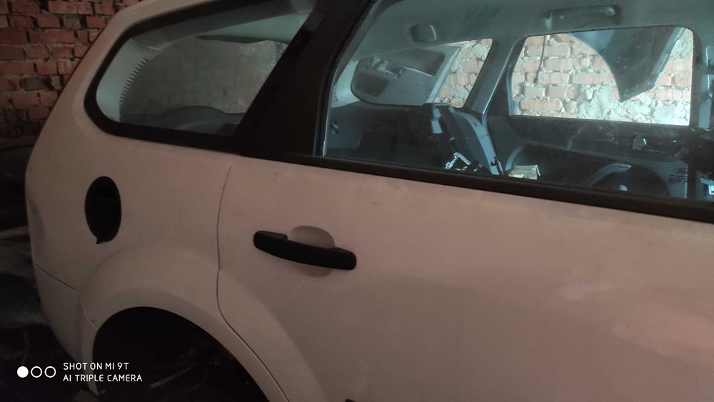 Кузов Ford Focus mk2 універсал розборка ford focus