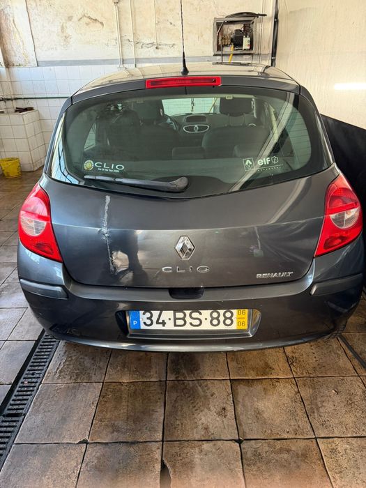 Renault clio III 1.2 16V
