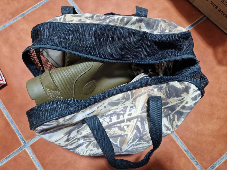 Fato ( jardineira ) de caça (CAMO) com botins