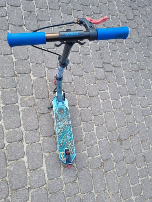 Hulajnoga Oxelo.