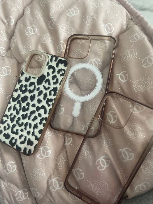 Чохли на айфон 12 про