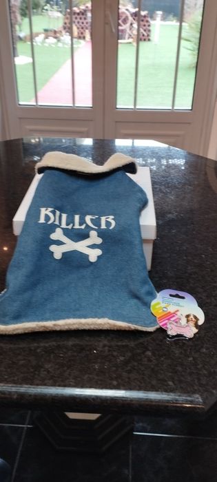 Casaco para animai, e moldura de identificação do animal