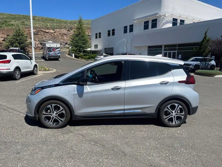 Chevrolet Bolt EV Premier      2021