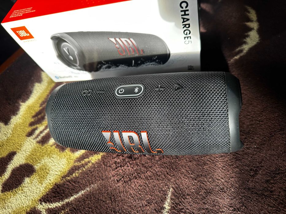 Портативна акустика JBL Charge 5 Black