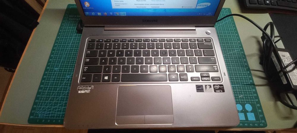 Laptop Samsung 530U 13,3"