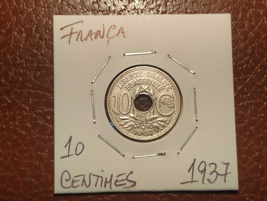 577 coins of 10 centimes from 1937 – France