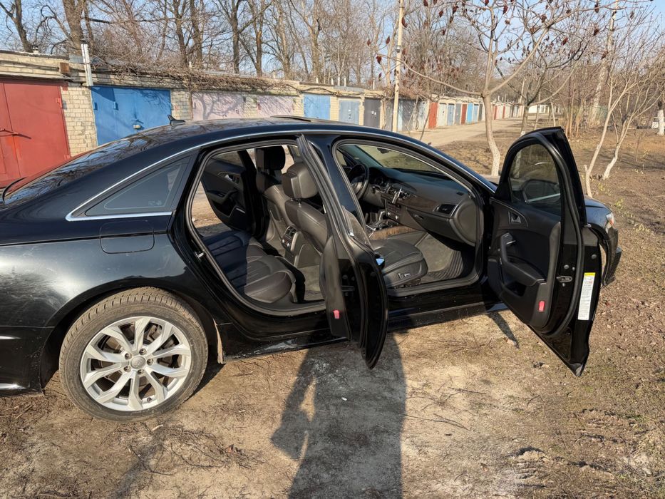 Audi A6 2016 VIN WAUD8AFC5HN039650 фото оголошення 11 з 16