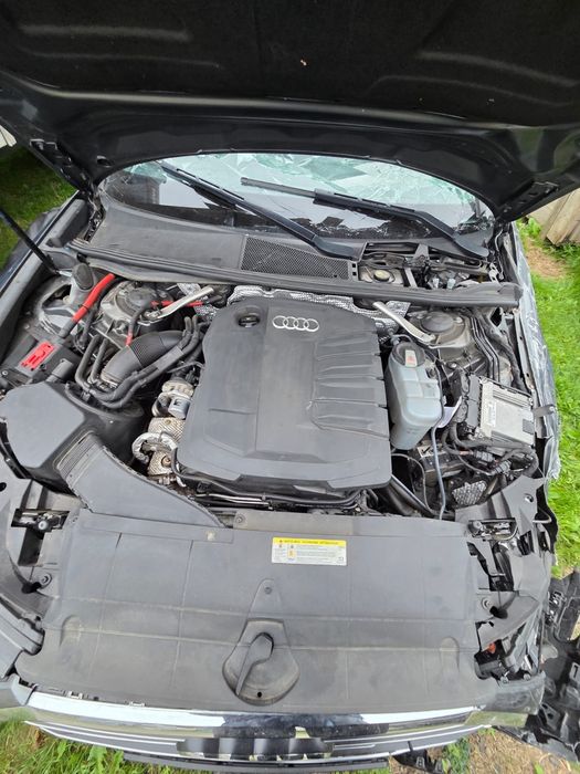 A6 c8 2.0tdi.  143 tys km.  Full opcja 3xsline . Itp.