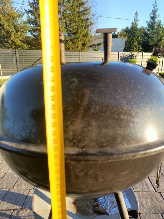 Grill na węgiel ogród