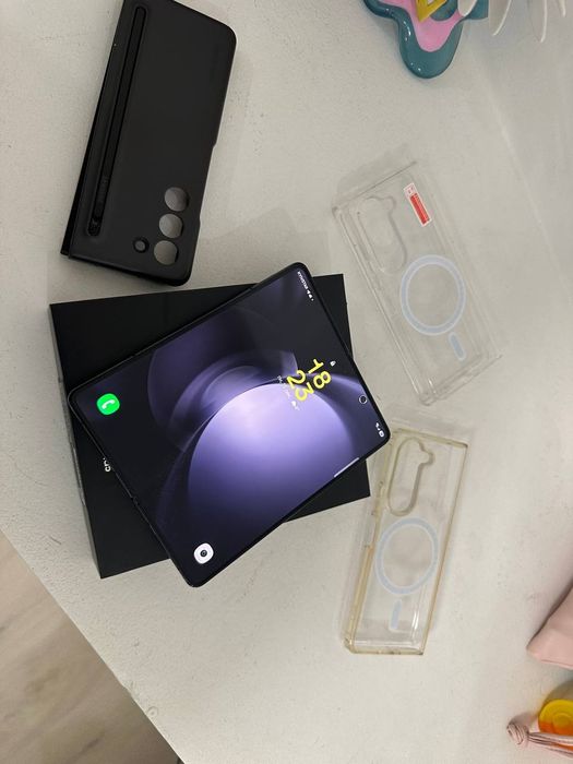 Samsung galaxy fold 5 1tb