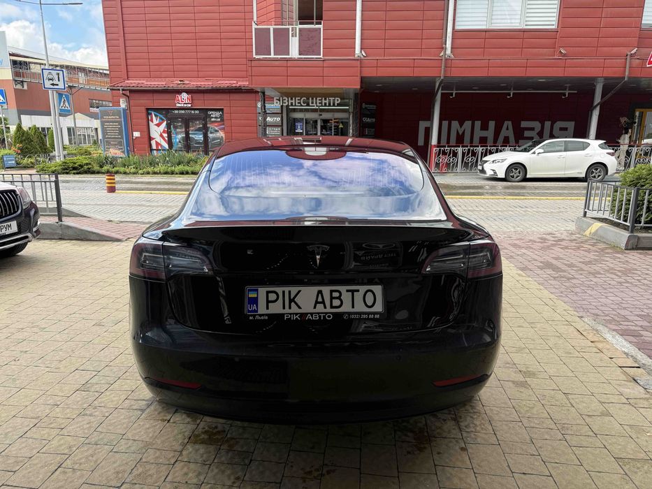 Tesla Model 3 Long Range 75 кВт
