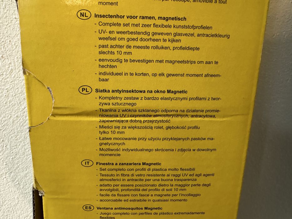 Schellenberg 50747 moskitiera okienna 120x120cm z magnesem biala