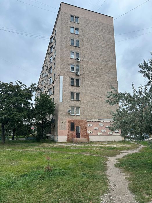 Продаж кімнати, вул. Йорданська 14-А, метро Оболонь - 10 хвилин.