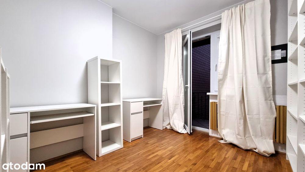 Słoneczny_dom_szereg_5_pokojów_poddasze_użytkowe_2_balkony_taras_garaż