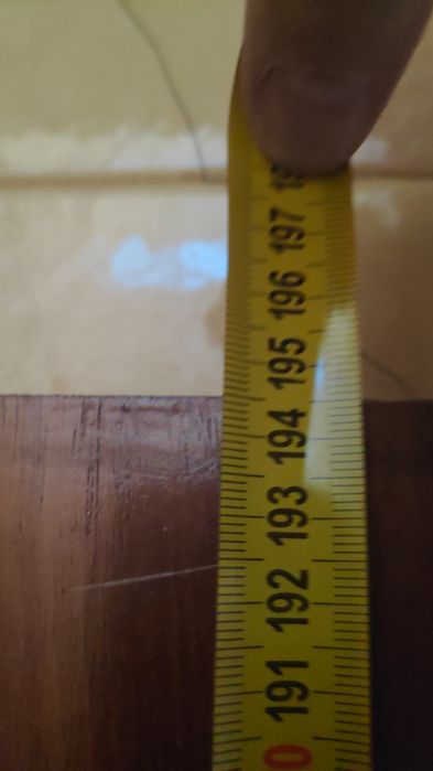 Porta em madeira maciça 194.5x80.5x3.5cm