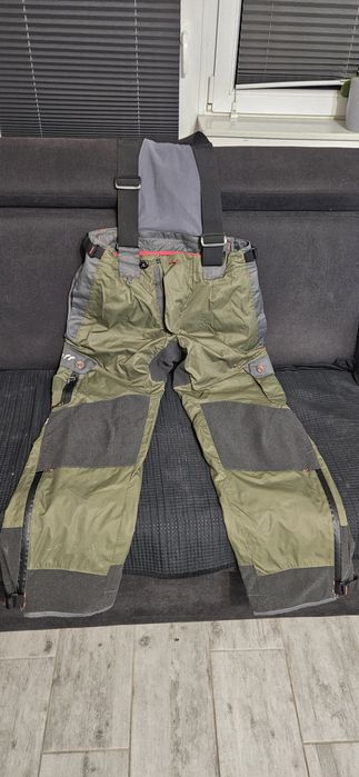 Spodnie wędkarskie Graff