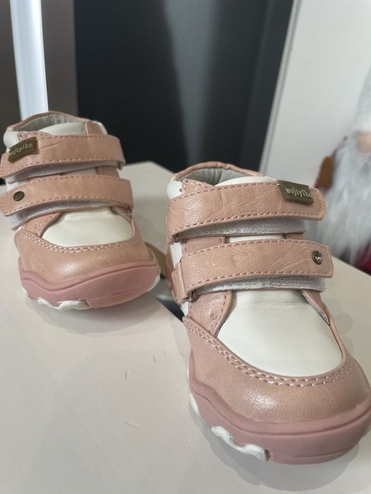 Buciki wiosenne Wojtylko