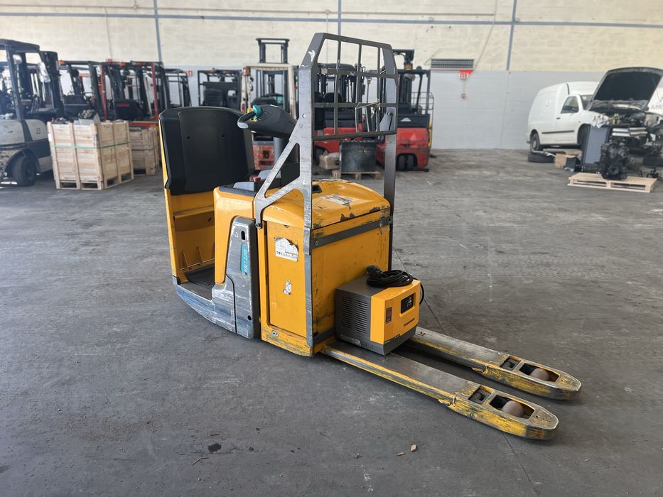 Porta Paletes Eletrico com plataforma