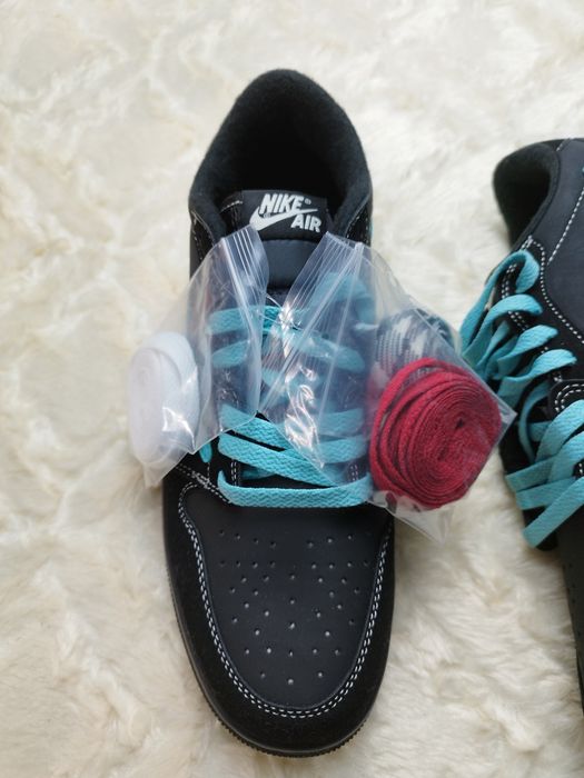 Jordan 1 Travis Scott Tiffany