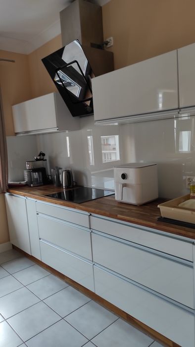 Urlop w maju. Apartament słoneczny nad morzem.