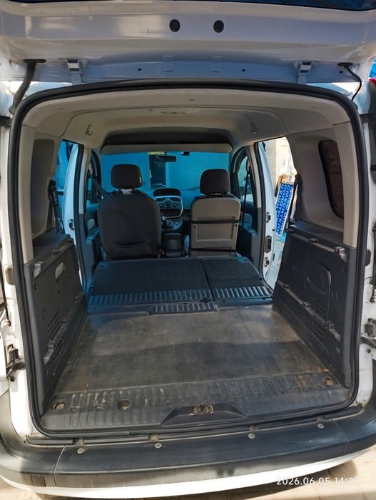 продам авто Renault Kangoo 2016 г.Чистый пассажир.пробег 189 км.