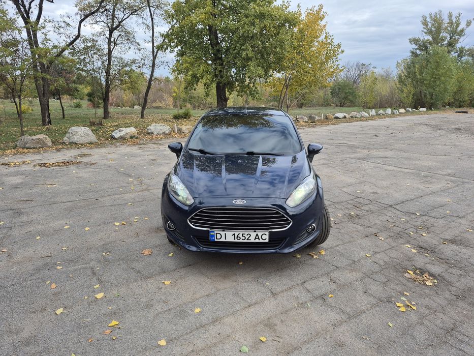 Продам Ford Fiesta 1.0