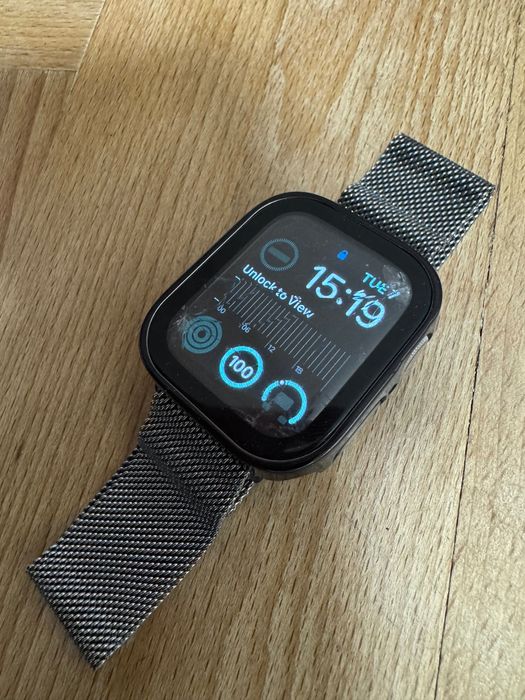Apple Watch Series 5 40mm GPS + Cellular, uszkodzony