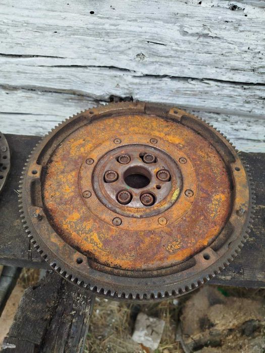 Продам кпп volkswagen caddy 1.9 турбо дизель 2008