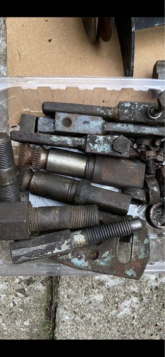 Tz4 k14  ciągniczek  zawias podnosnik   blotnik maska