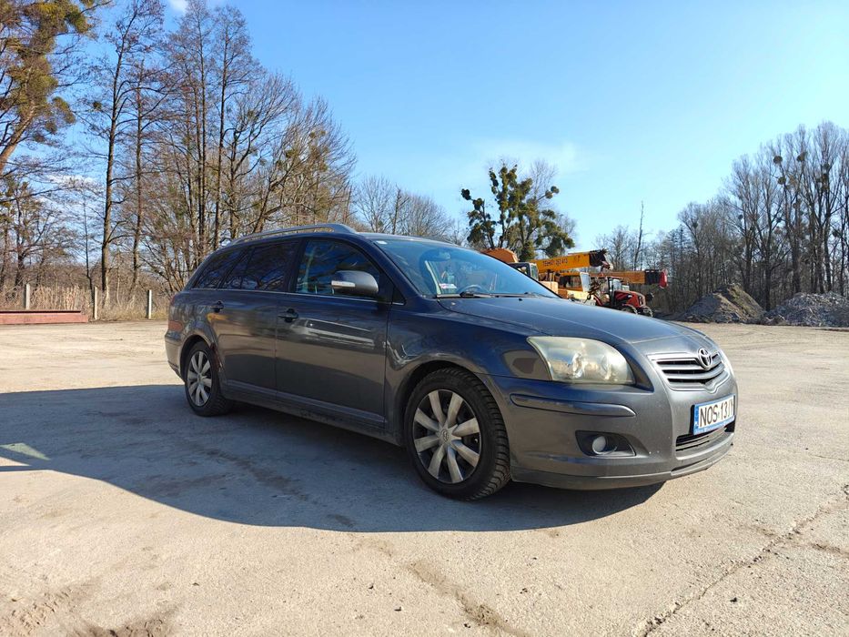 Toyota Avensis 2,0 benz 150KM 2008