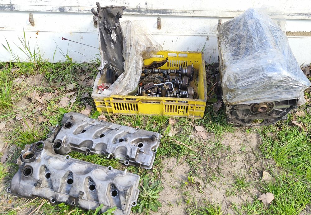 Silnik Volvo XC90 4, 4 L V8 części