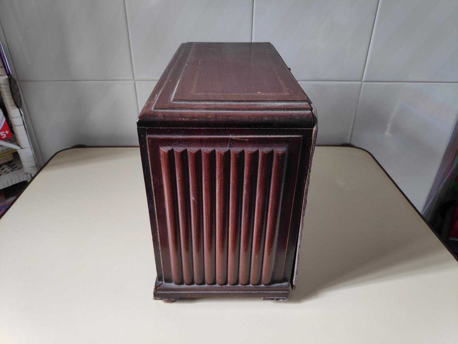 Rádio a Válvulas Zenith 701 (1933) – Peça Vintage Rara | Para Restauro ou Coleção