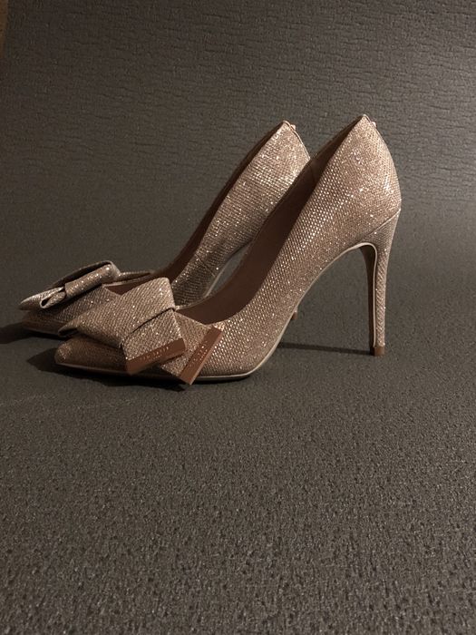 Жіночі туфлі від Ted Baker