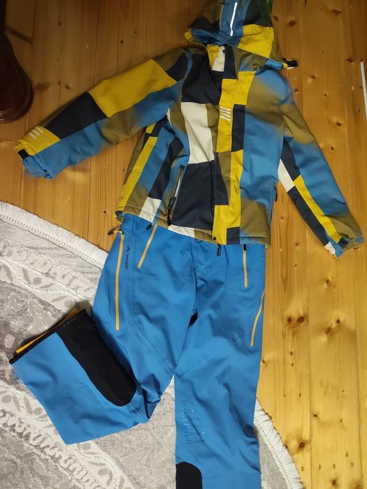 Чоловічий лижний костюм