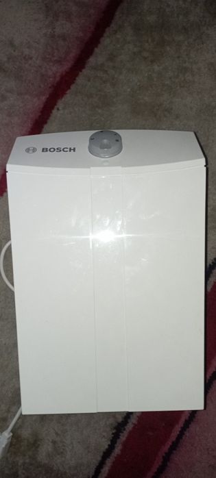 Водонагрівач BOSCH