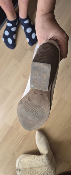 Kowbojki New Yorker 38