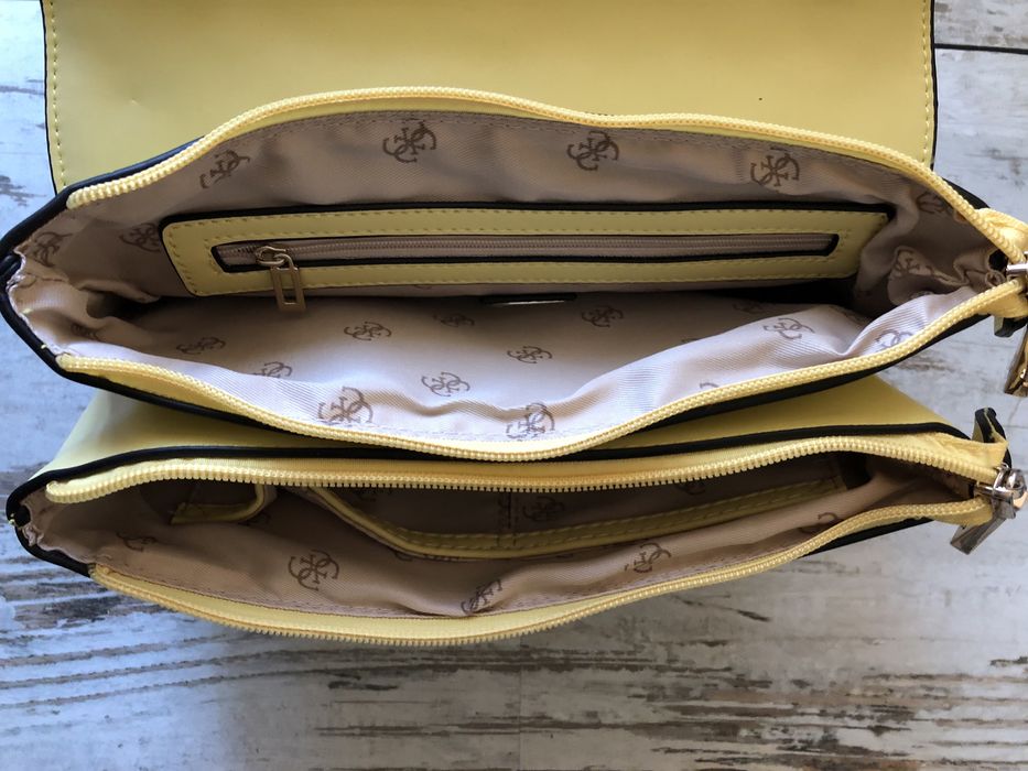 Сумка Guess нова