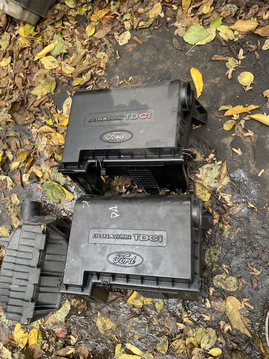 Корпус повітряного фільтра форд транзіт 2.2 дукато