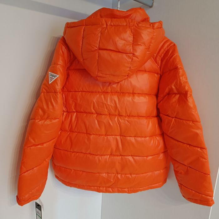 Damska kurtka puchowa w kolorze pomarańczowym GUESS S, L