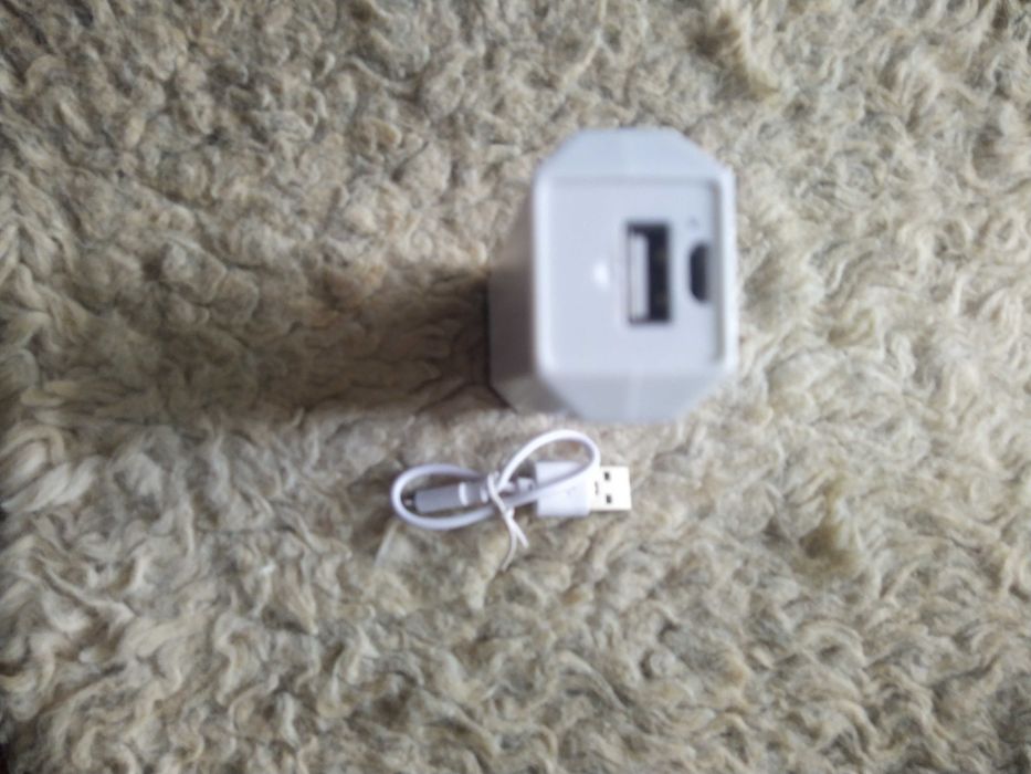 Фонарік світлодіодний.