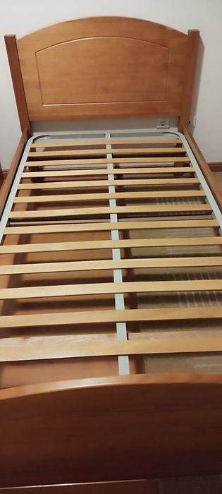 Cama de Solteiro com Colchão e Estrado