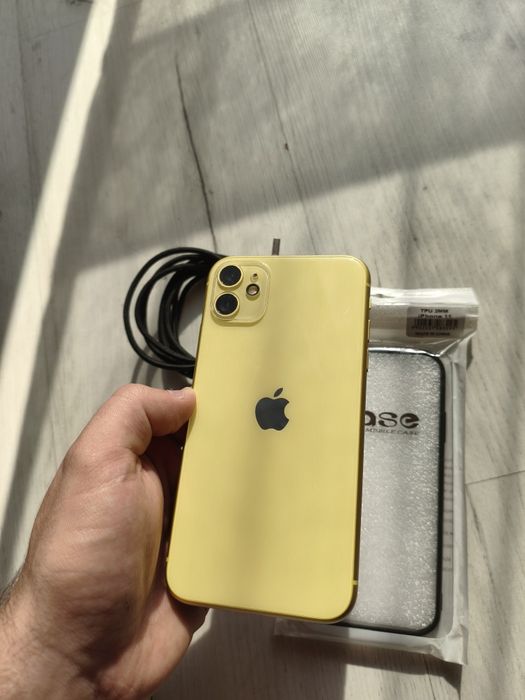 iPhone 11 64 GB 85% bateria żółty