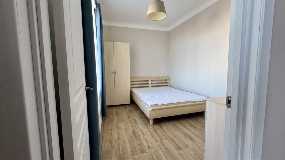 Оренда 3-кімнатна проспект Повітряних Сил, 25