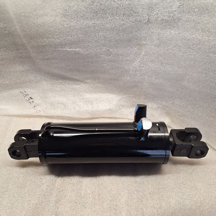 Гідроциліндр навески