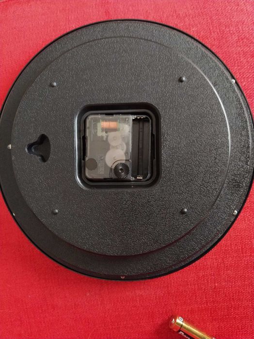 Relógio rústico de Parede a pilhas 25cm diâmetro