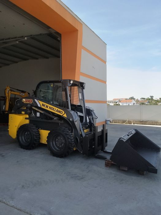 Mini pá carregadora escavadora (apenas 250h)