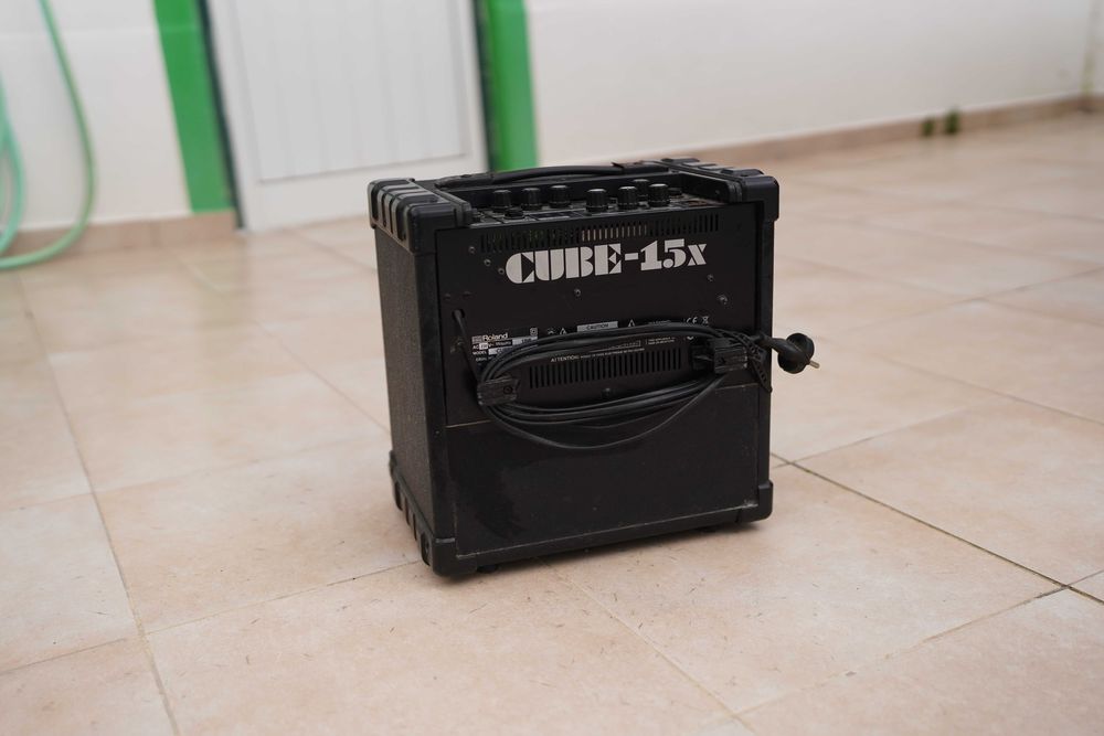 Roland Cube 15X em boas condições