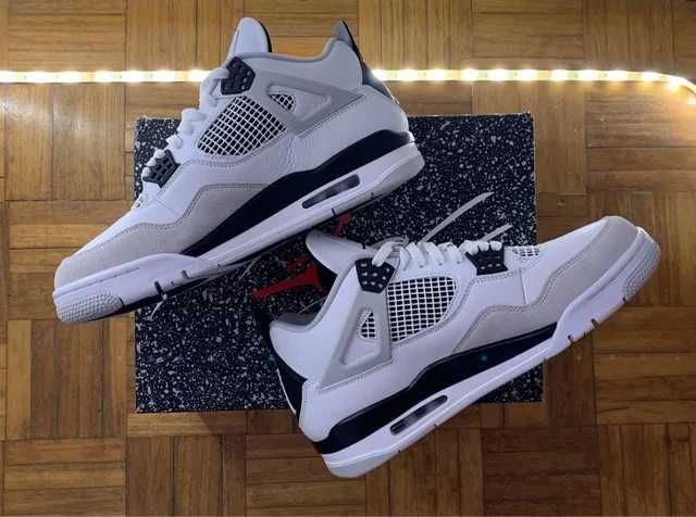 Jordan 4 Retro Military Black R.39
